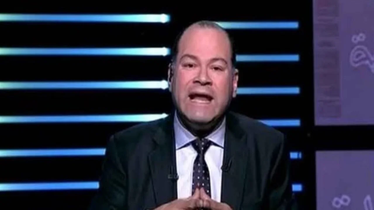 نشأت الديهي ينتقد التحكيم بعد مباراة مصر والأرجنتين: اتهامات بالعنصرية